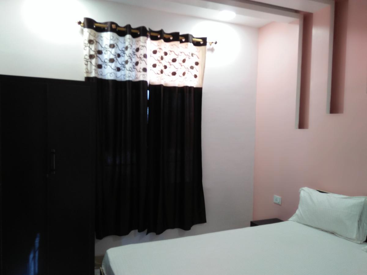 Hotel Sunaina International Gaya Eksteriør bilde